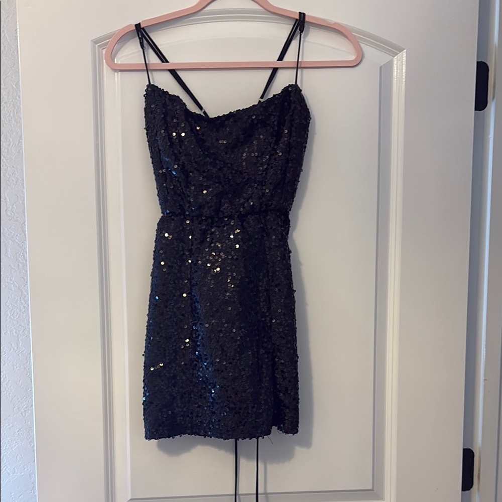 LUCY IN THE SKY Elegant Black Sequin Dress